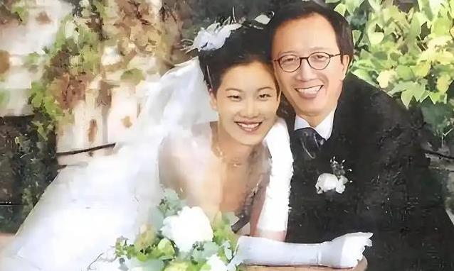 夫妻俩用行, 还抽空读完 夫妻俩用行, 还抽空读完